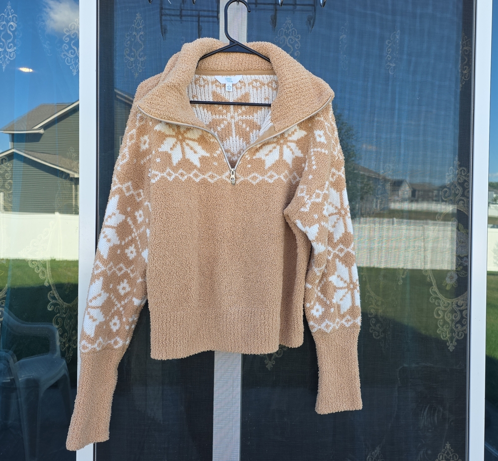 Time and Tru Tan & Cream Snowflake Half-Zip Pullover